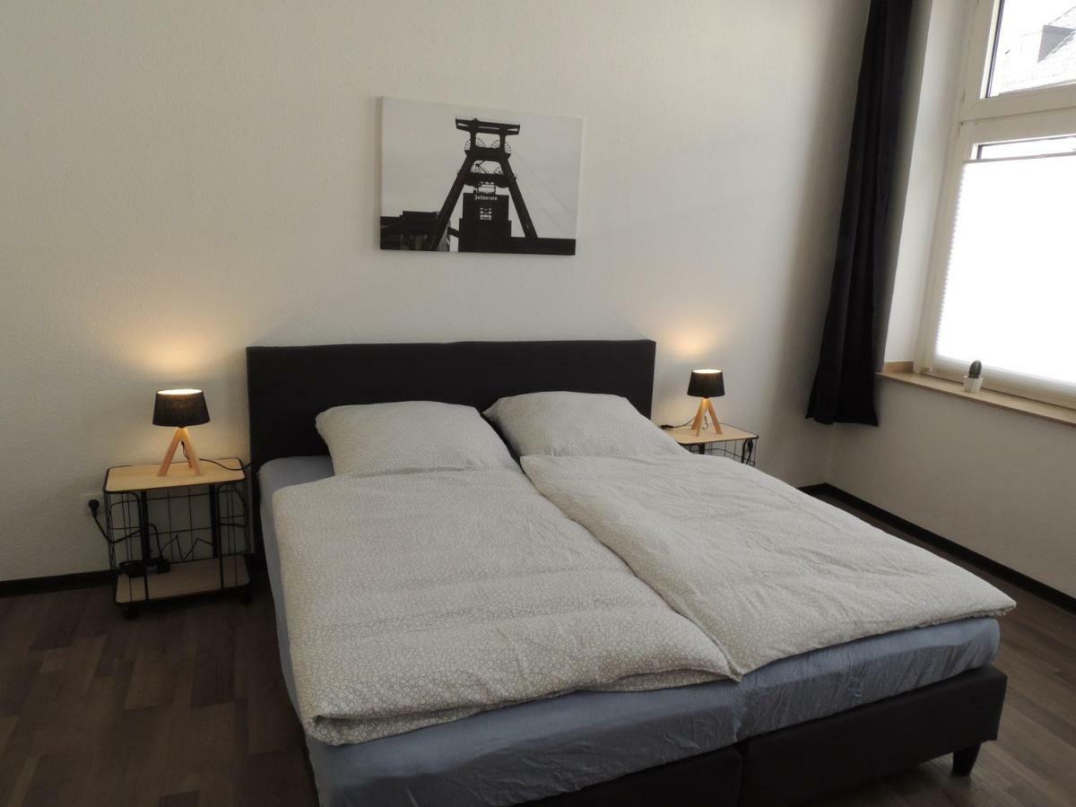 Zentrales Apartment In Gelsenkirchen Zewnętrze zdjęcie
